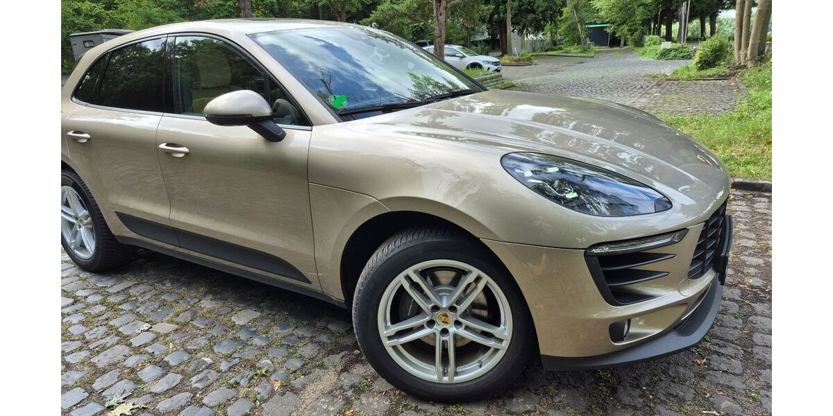 Porsche Macan 104.143 km 35.300 &euro; Köln 50939