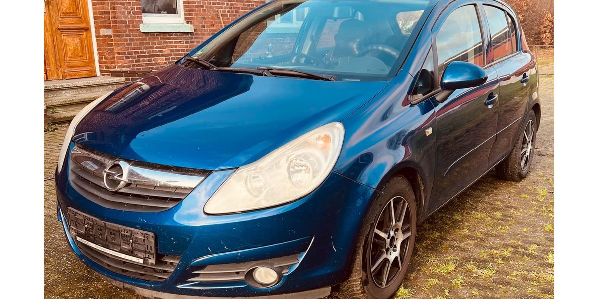 Opel Corsa 180.000 km 2.750 &euro; Großefehn 26629