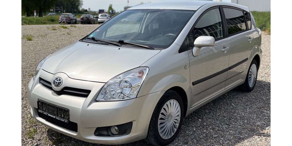 Toyota Corolla Verso 174.999 km 4.390 &euro; Friedrichshafen 88046