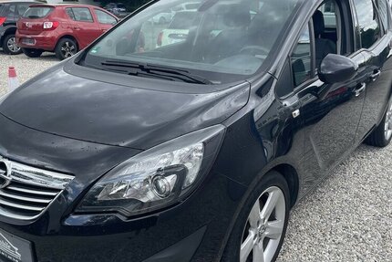 Opel Meriva B Innovation Sitzheizung Tempomat EURO5 208.000 km 3.500 &euro; Altdorf 84032