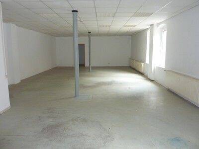 Einfamilienhaus Weißenfels Burgwerben - 2 Zimmer, 300&euro; | Angebot:25733072