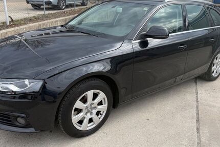 Audi A4 163.000 km 3.900 &euro; Rosenheim 83026