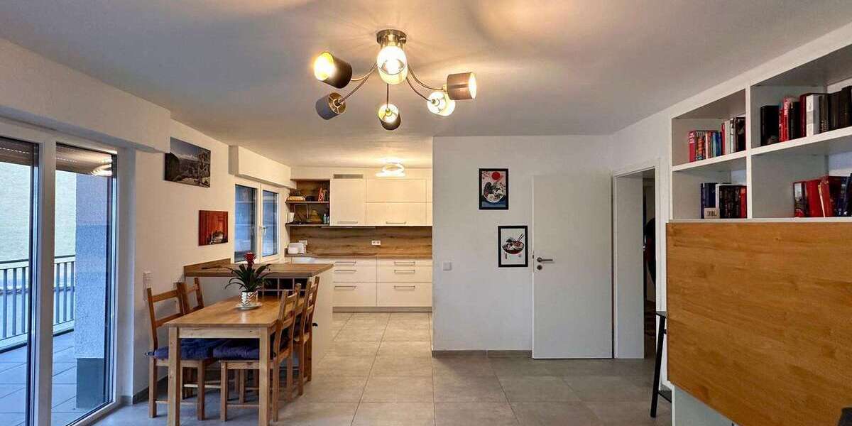 Etagenwohnung Dossenheim - 4.5 Zimmer, 110 m&sup2;, 2.100&euro; | Angebot:23862066