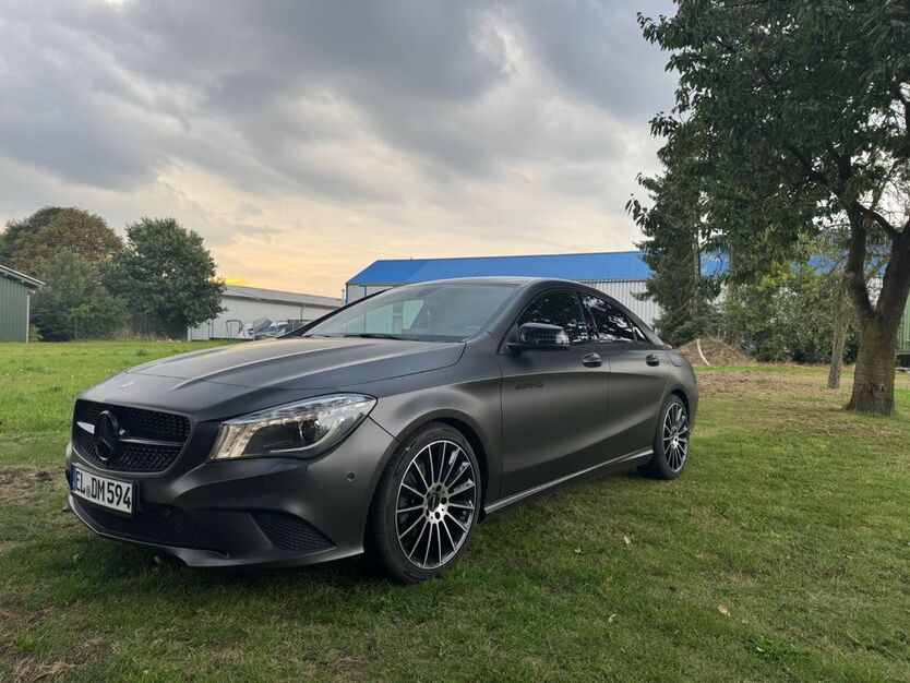 Mercedes-Benz CLA 220 211.000 km 14.500 € Vrees 49757