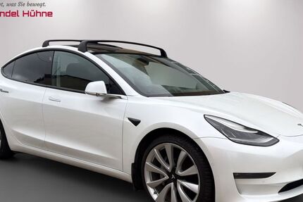 Tesla Model 3 98.665 km 25.925 &euro; Döbeln 04720