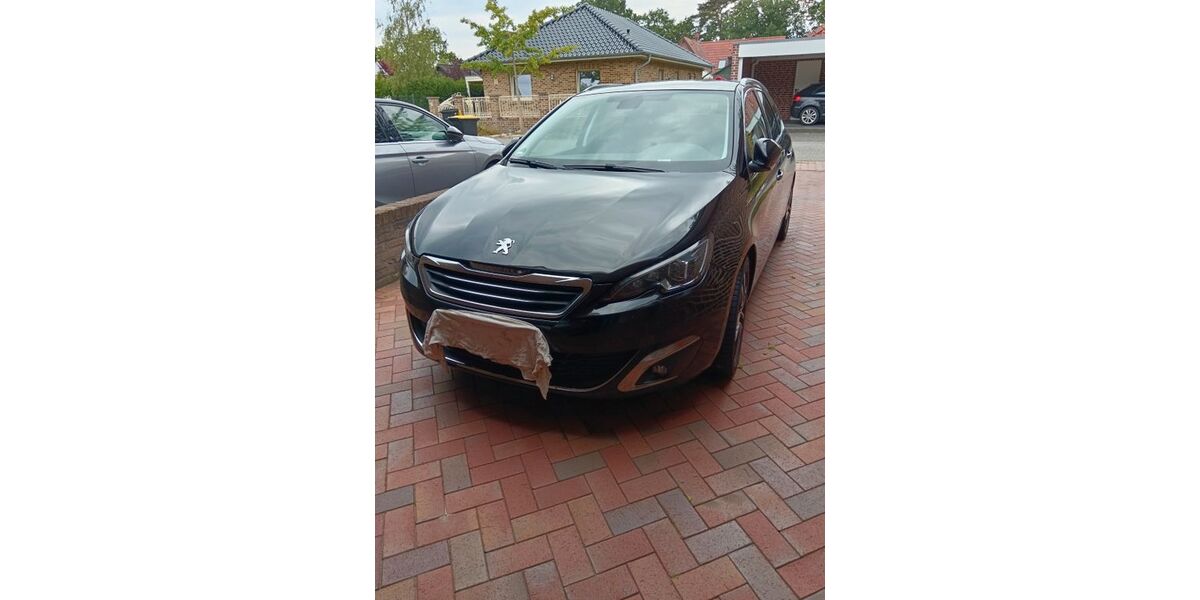 Peugeot 308 108.000 km 5.400 &euro; Nordhorn 48529