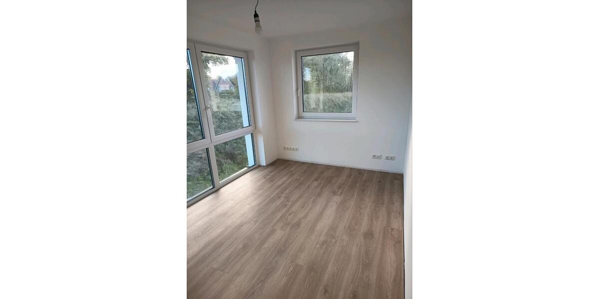 Einfamilienhaus Eutin - 5 Zimmer, 150 m&sup2;, 2.050&euro; | Angebot:26235145