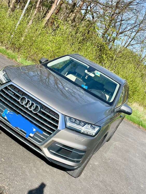 Q7