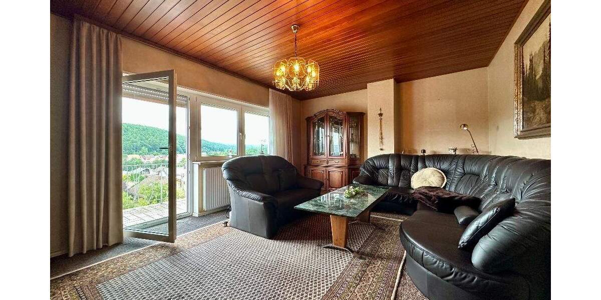 Einfamilienhaus Waldfischbach - 5 Zimmer, 151 m&sup2;, 219.000&euro; | Angebot:25802498