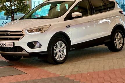 Ford Kuga 75.958 km 11.900 &euro; Köln 50769