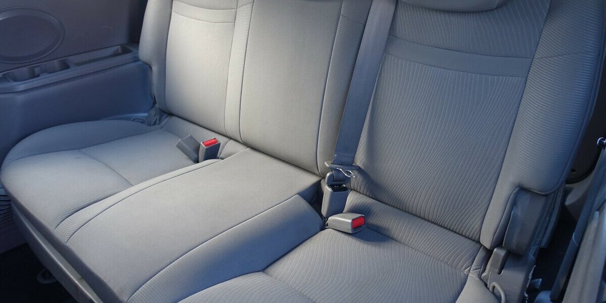 SsangYong Rodius 7-Sitzer Sitzheizung Ganzjahresreifen Alu 129.400 km 7.950 &euro; Neumarkt/OPf 92318