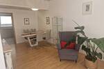 Ab sofort! In Ruhiglage - Ideal für Single Paare 2 Zi, EBK, TOP Süd- Balkon. (aktuell möbliert)