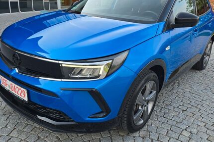 Opel Grandland (X) 81.800 km 16.850 &euro; Dingolfing 84130