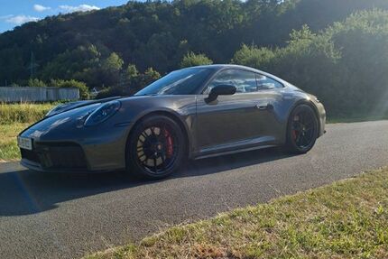 Porsche 992 1.400 km 172.489 &euro; Marburg 35043