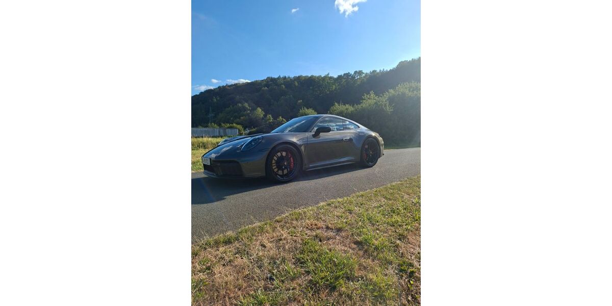 Porsche 992 1.400 km 172.489 &euro; Marburg 35043