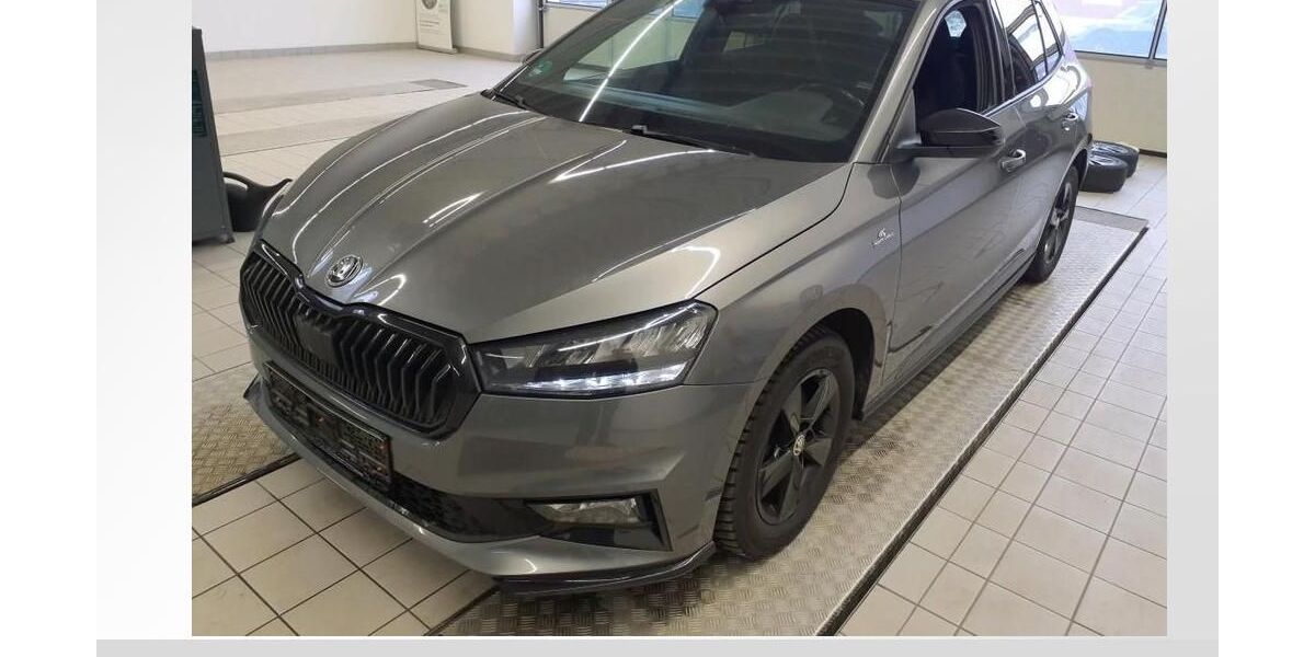 Skoda Fabia 97.600 km 15.450 &euro; Burgoberbach 91595
