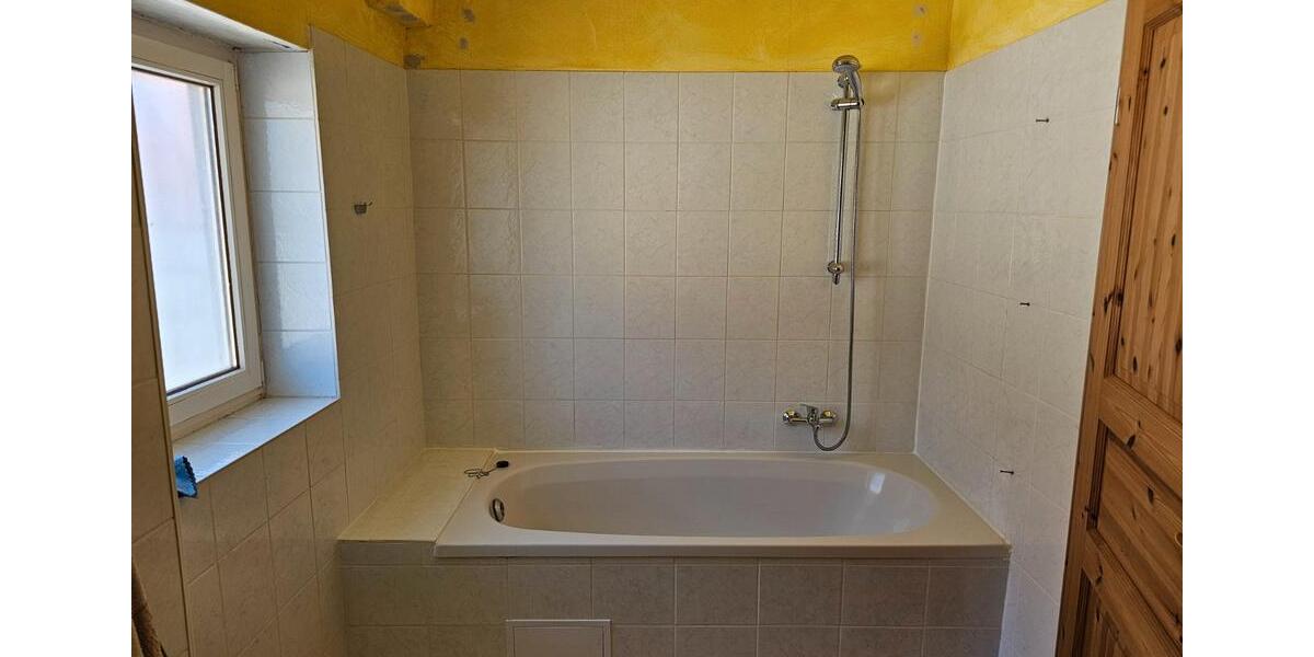 Einfamilienhaus Rosdorf - 3 Zimmer, 90 m&sup2;, 180.000&euro; | Angebot:26316335