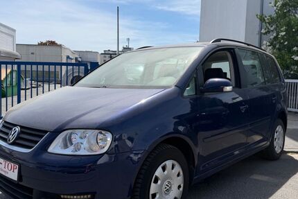 VW Touran 217.000 km 1.600 &euro; Dietzenbach 63128