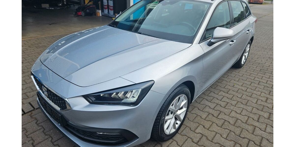 Seat Leon 9.229 km 20.990 &euro; Mörschbach 55494