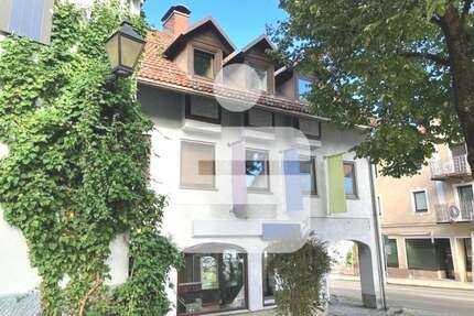 Haus Immenstadt - 12 Zimmer, 198 m&sup2;, 1.200.000&euro; | Angebot:26980488