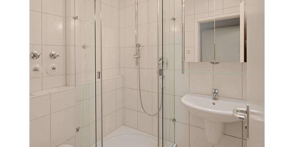 Einfamilienhaus Leonberg - 5.5 Zimmer, 203 m&sup2;, 2.500&euro; | Angebot:26399152