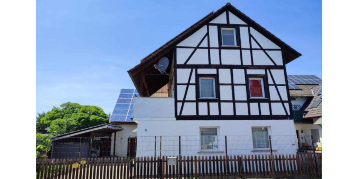 Wohnhaus, Scheune mit Gartengrundstück am Bachlauf 5 zimmer