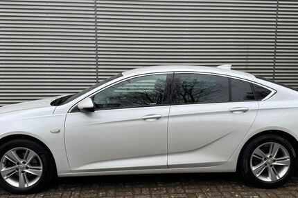 Opel Insignia 97.678 km 14.900 &euro; Dillingen 66763