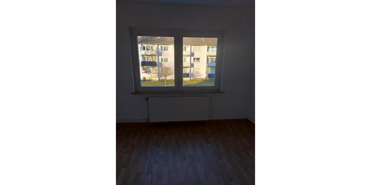 Etagenwohnung Lüchow (Wendland) - 3 Zimmer, 67 m&sup2;, 520&euro; | Angebot:25903008