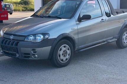 Fiat Strada 203.600 km 3.900 &euro; Lemgow 29485