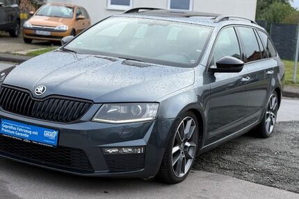 Skoda Octavia 171.235 km 14.990 € Blomberg 32825