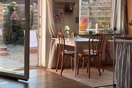 Wohnung Esens - 3 Zimmer, 140 m&sup2;, 1.050&euro; | Angebot:25406434