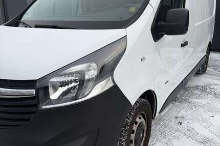 Opel Vivaro 163.865 km 7.890 &euro; Wesel 46485