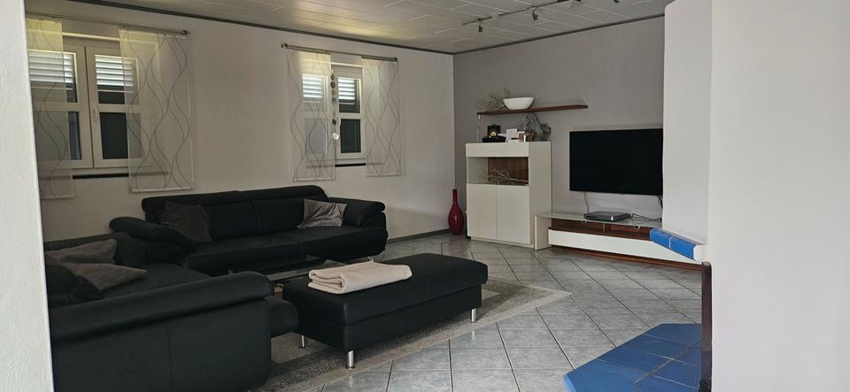Einfamilienhaus Ellgau - 6 Zimmer, 198 m&sup2;, 599.000&euro; | Angebot:27103499