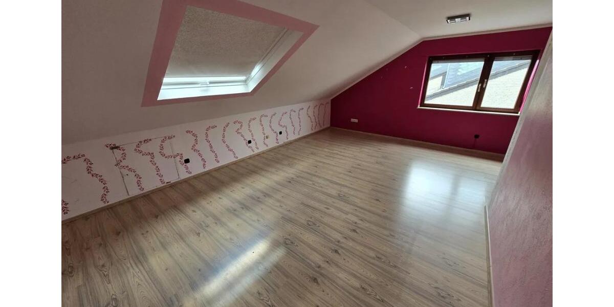 Maisonettenwohnung Eschweiler - 3.5 Zimmer, 115 m&sup2;, 279.000&euro; | Angebot:27024032