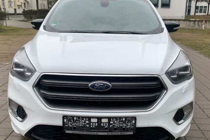 Ford Kuga 130.727 km 14.699 &euro; Mainz-Kastel 55252