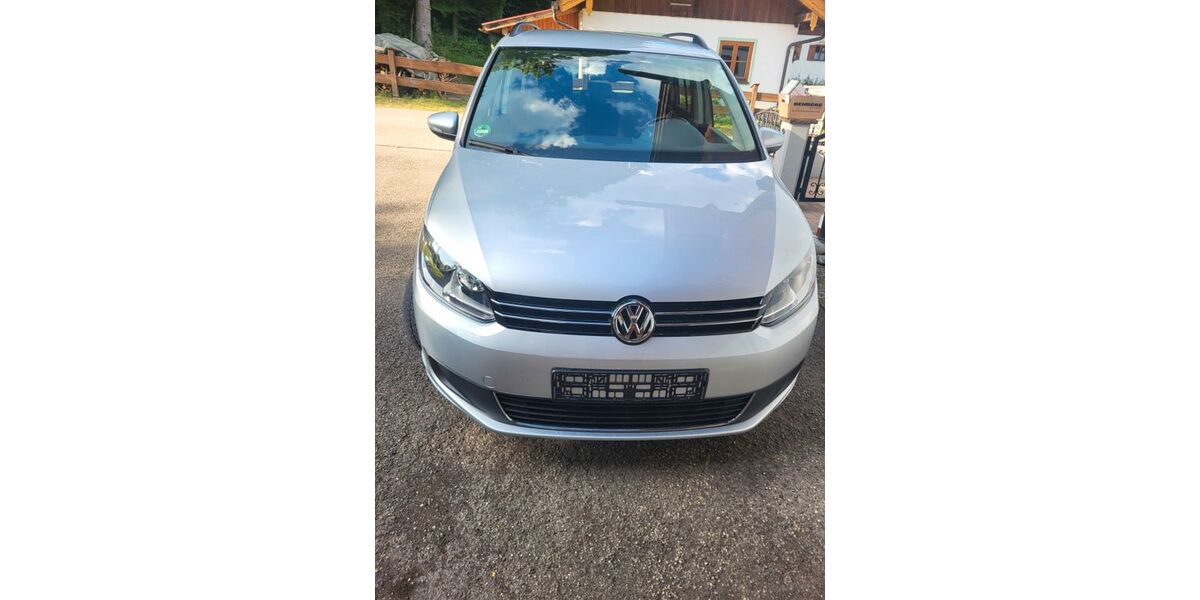 VW Touran 88.855 km 9.100 &euro; Irschenberg 83737