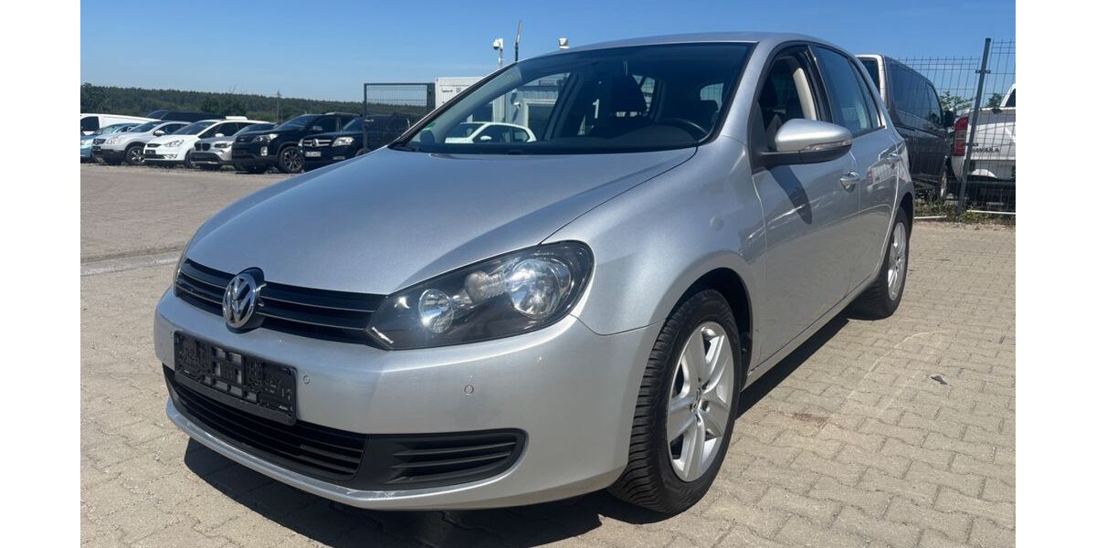 VW Golf 174.000 km 5.999 &euro; Wildau 15745