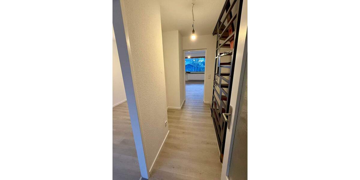 Reihenmittelhaus Nürnberg Thon - 4 Zimmer, 114 m&sup2;, 1.600&euro; | Angebot:25424321