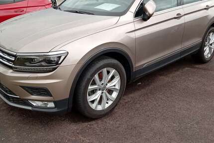 VW Tiguan 93.700 km 17.900 &euro; Rastenberg 99636
