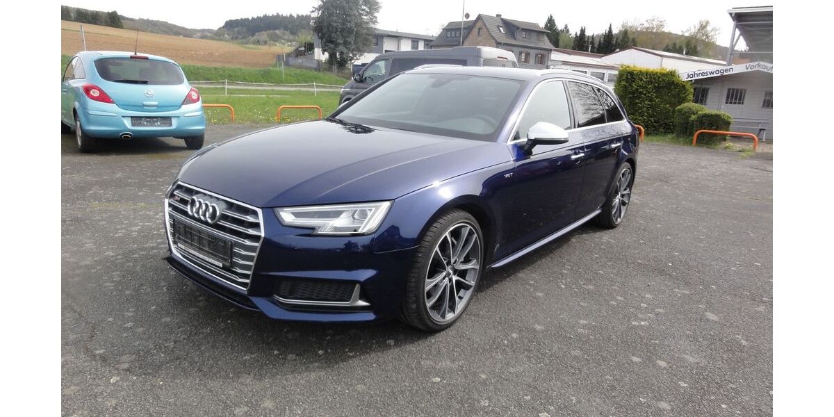 Audi S4 72.113 km 33.888 &euro; Fränkisch-Crumbach 64407