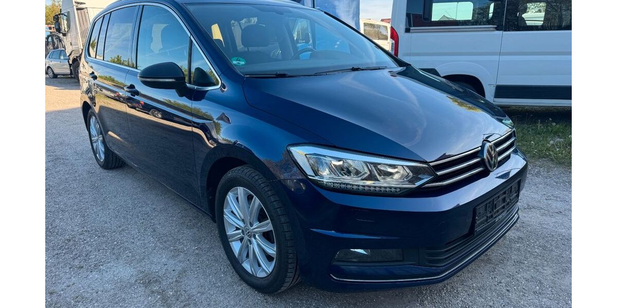 VW Touran 265.000 km 10.413 &euro; Rastatt 76437