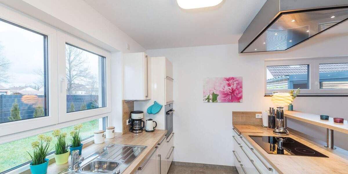 Fully furnished family house 10 minutes from Herzo 6 zimmer