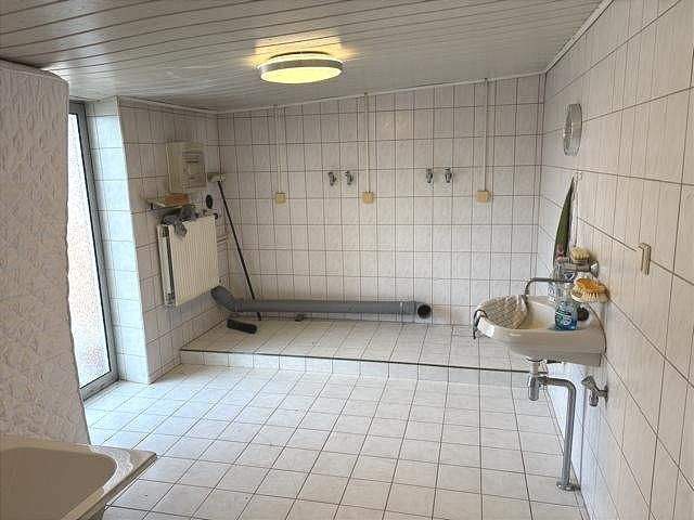 Doppelhaushälfte Artern/Unstrut Artern - 7 Zimmer, 130 m&sup2;, 60.000&euro; | Angebot:25768863