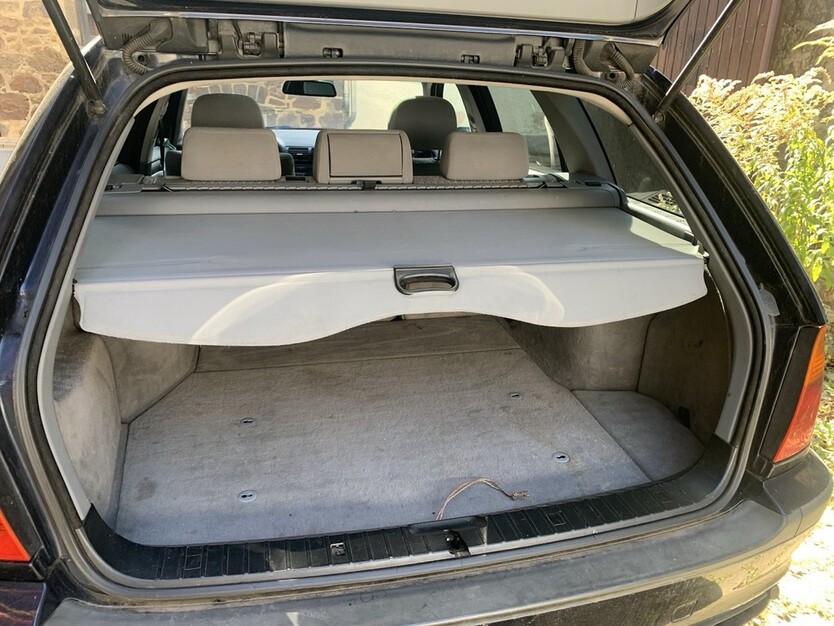 BMW 320 270.000 km 2.500 € Andernach 56626