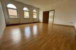 Etagenwohnung Lützen - 4 Zimmer, 120 m&sup2;, 980&euro; | Angebot:26797660