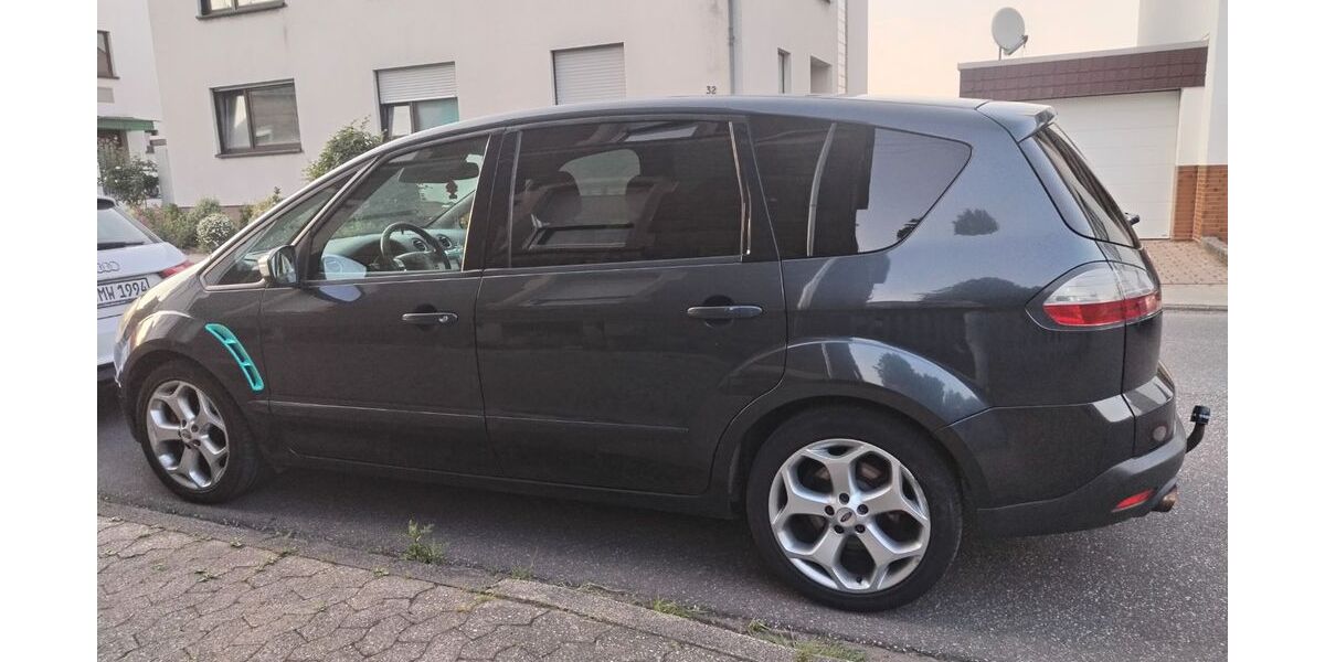 Ford S-Max 255.000 km 2.700 &euro; Bad Neuenahr-Ahrweiler 53474