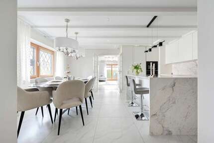 Haus Grünwald - 5 Zimmer, 137 m&sup2;, 3.600&euro; | Angebot:25594888