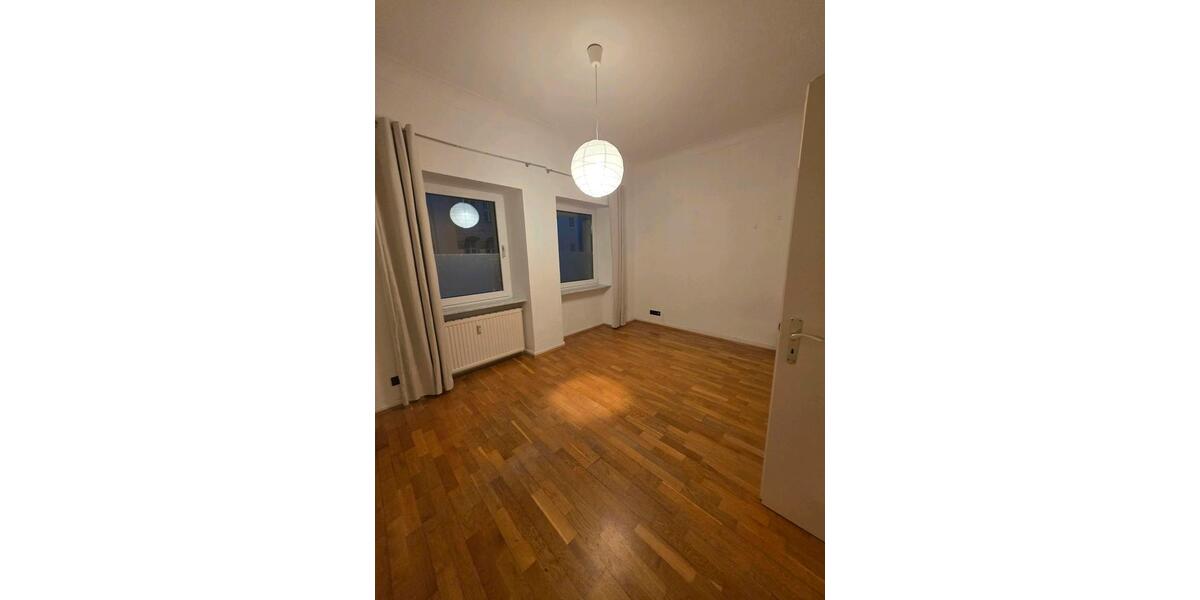 Etagenwohnung Ulm Söflingen - 5 Zimmer, 150 m&sup2;, 450&euro; | Angebot:25294011