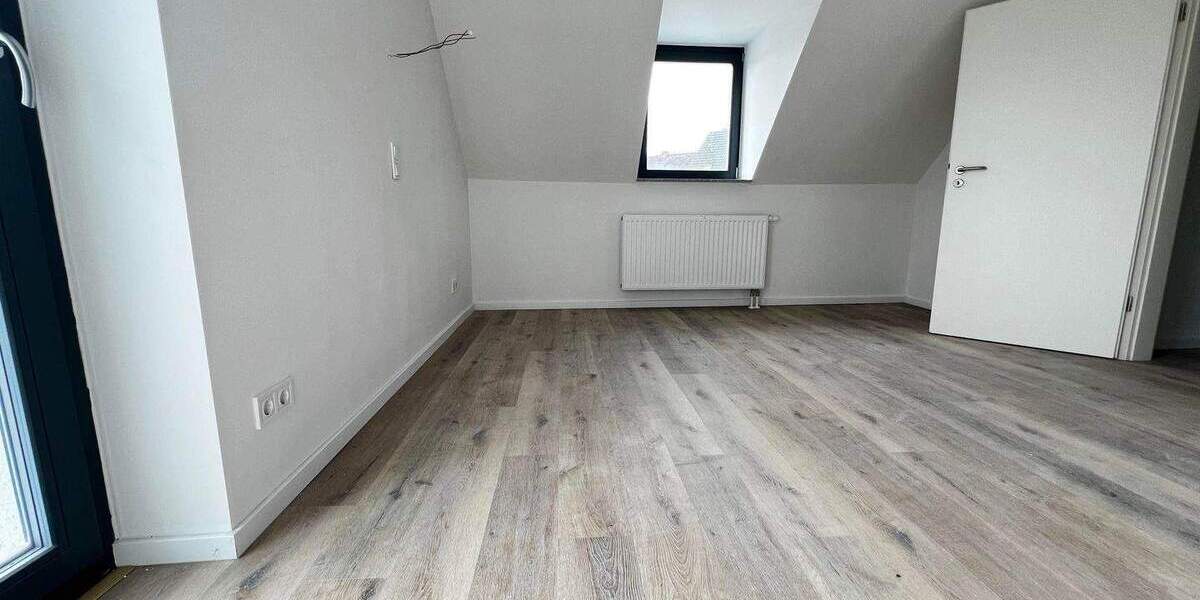 Etagenwohnung Cadolzburg - 4 Zimmer, 99 m&sup2;, 310.000&euro; | Angebot:25797922