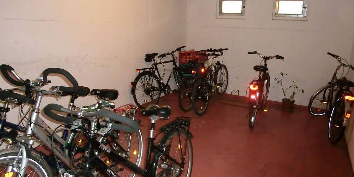 Etagenwohnung Hoyerswerda - 3 Zimmer, 77 m&sup2;, 79.000&euro; | Angebot:25986169